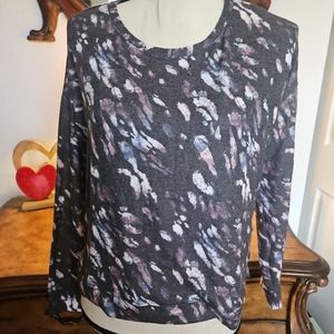 NWOT ONZIE M/L LONG-SLEEVE PULL-OVER